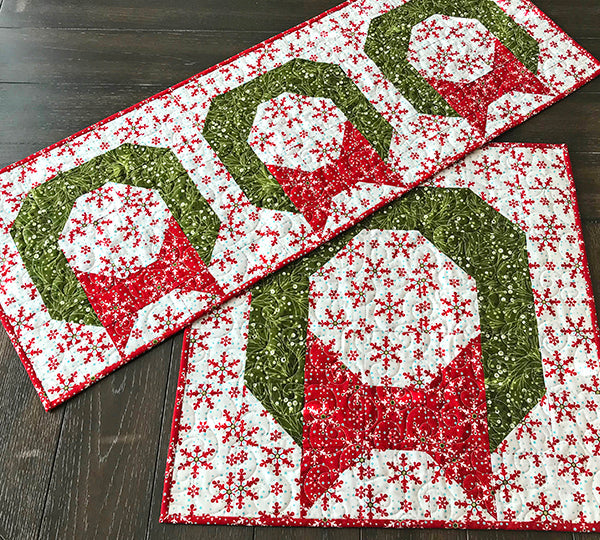 Christmas Wreath Table Runner/Table Topper Quilt Pattern CCQ-063 - Paper Pattern