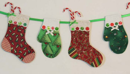 Stockings and Mittens Garland Pattern BS2-343 - Paper Pattern