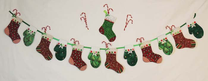 Stockings and Mittens Garland BS2-343e - Downloadable Pattern