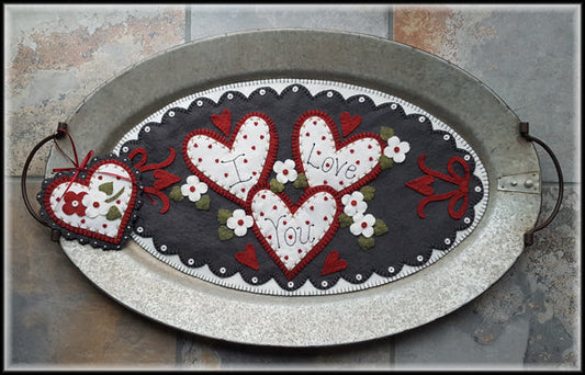 Be Mine Table Mat with Mini Mat PLP-240e - Downloadable Pattern