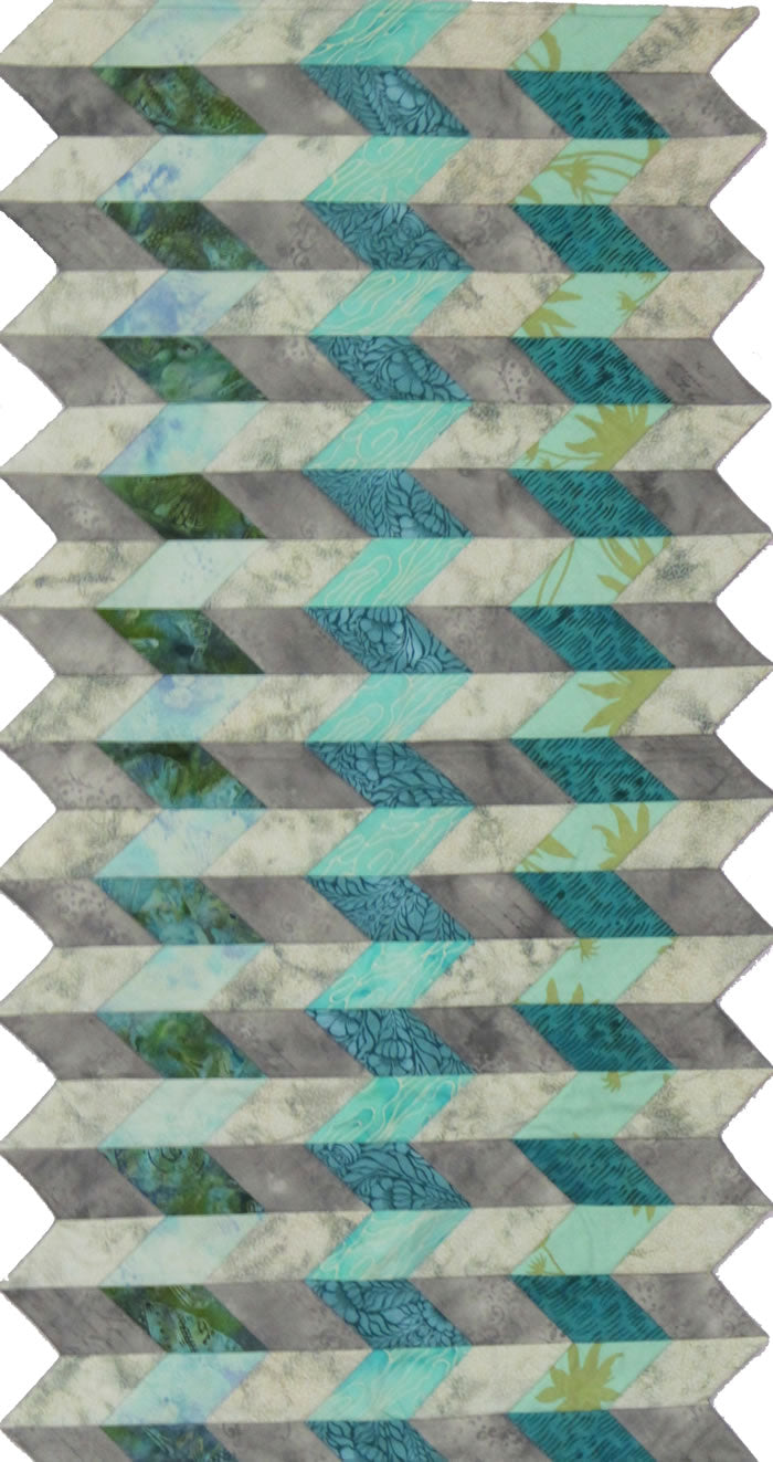 Crinkle-Cut Table Runner Pattern SE-103 - Paper Pattern